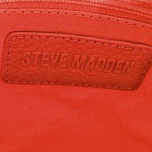 STEVE MADDEN Women's Bzada Multi-Color Strip Envelope Clutch/Crossbody - Picture 8 of 9